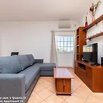 Akisol Sun דירה *